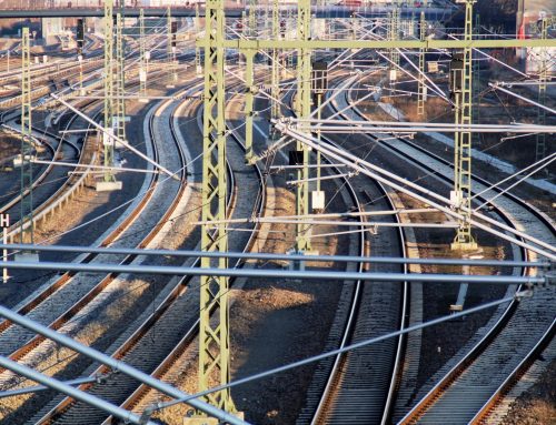 DB-Vorstand Peterson: Bahn-Infrastruktur „steht an einem Kipppunkt“